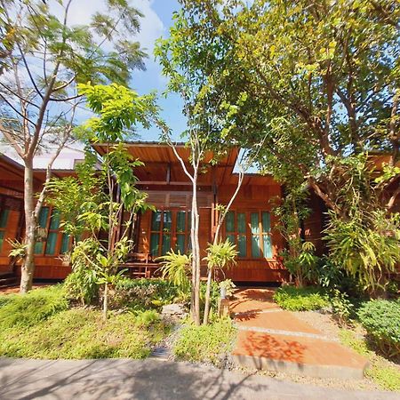 Areeya Phubeach Resort Wooden House Ban Chong Phli Dış mekan fotoğraf