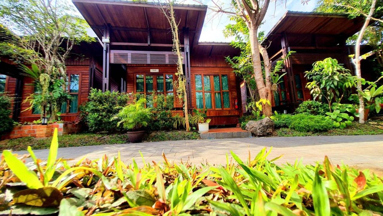 Areeya Phubeach Resort Wooden House Ban Chong Phli Dış mekan fotoğraf